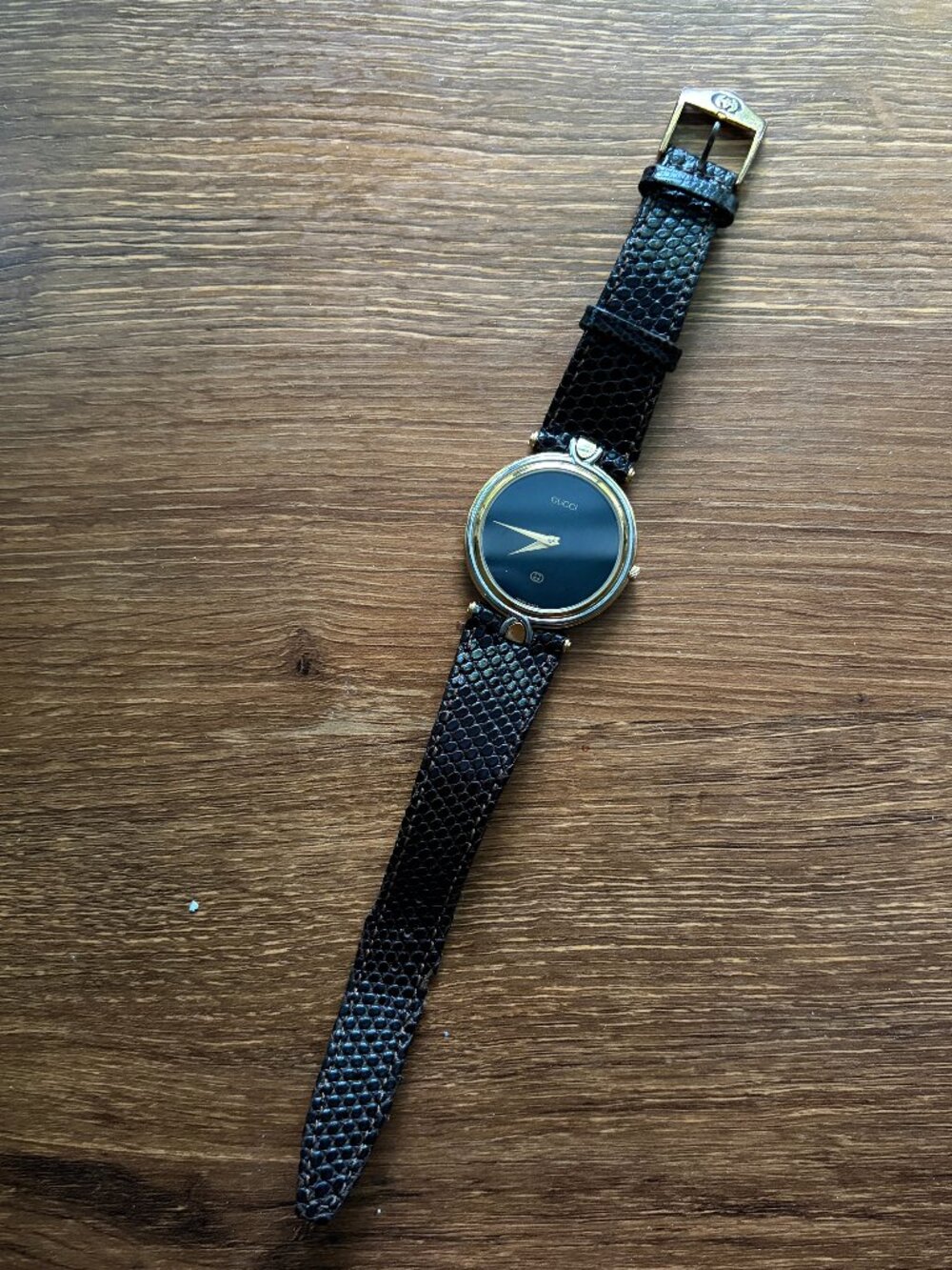 Vintage Gucci 4500M watch - Picture 1 of 5